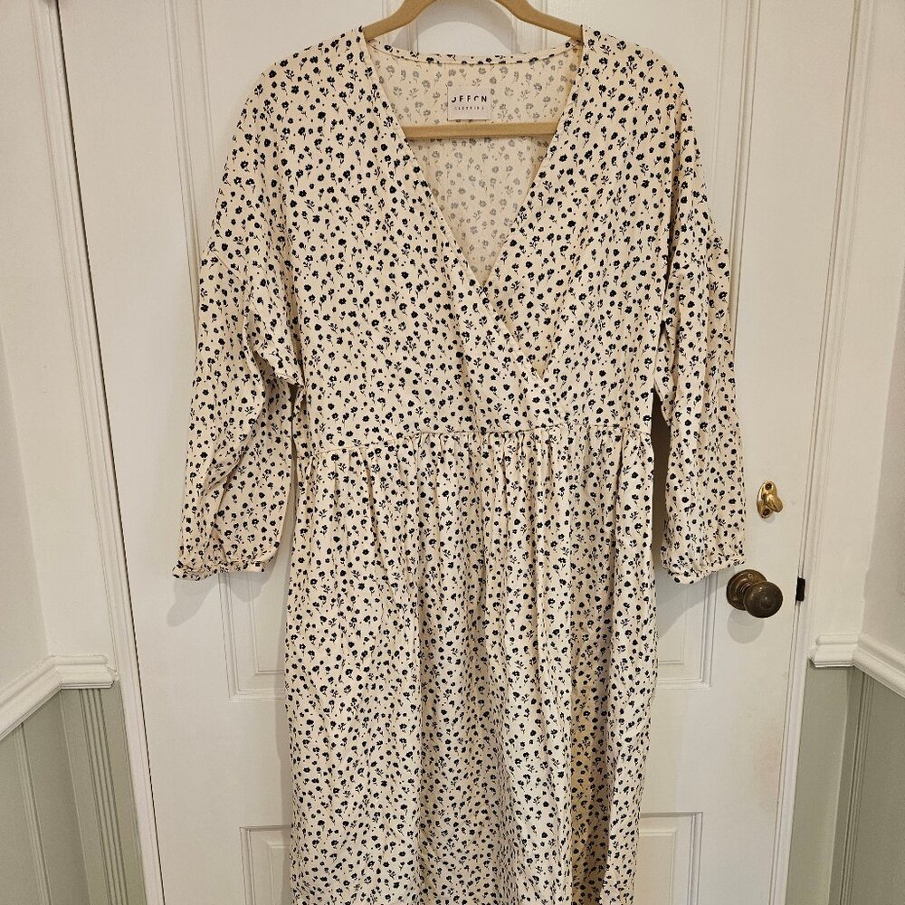 OffOn- Ivory Floral Cotton V-Neck Puffy Sleeves Dress - XL